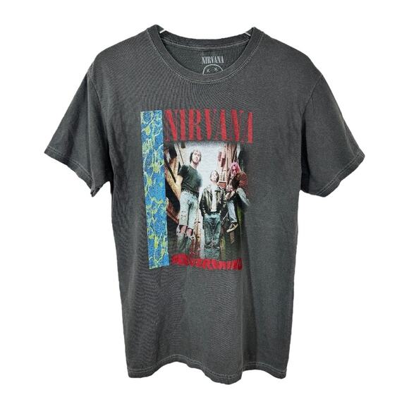 Nirvana Graphic Band Tee Medium Grunge Rock N Roll Black Distressed Boho Casual - Picture 1 of 5